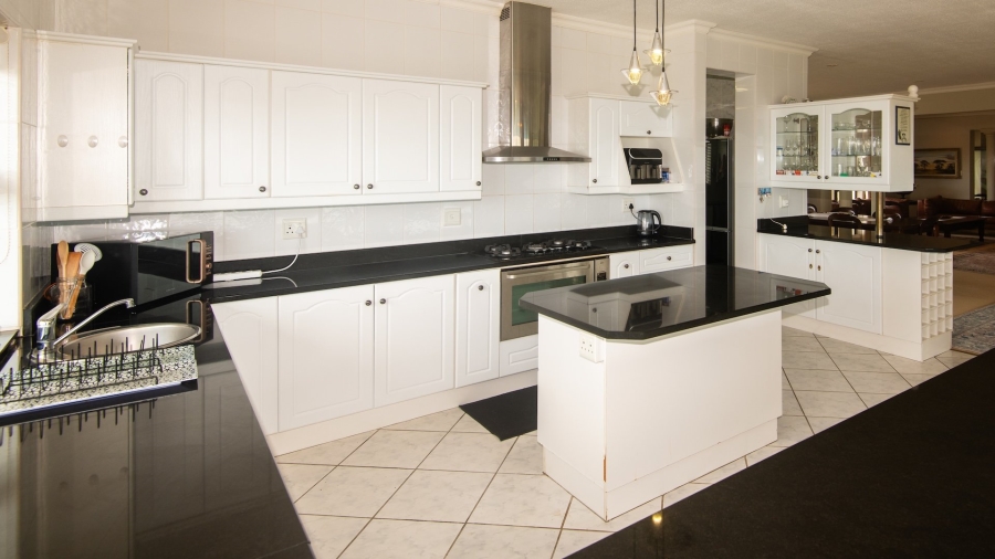4 Bedroom Property for Sale in Groot Brakrivier Central Western Cape